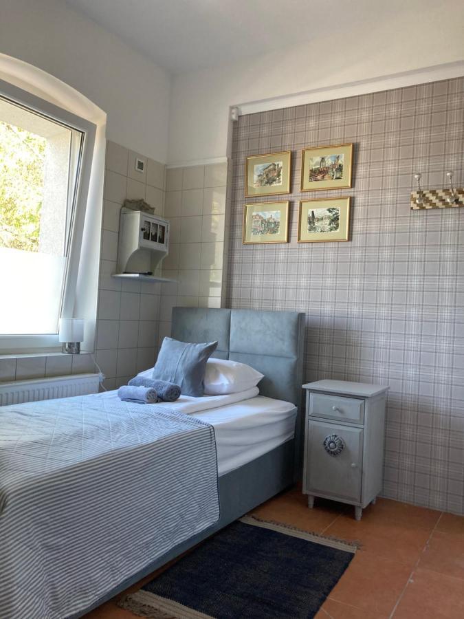 Villa Italiana Pokoje Z Prywatnymi Lazienkami & Odnowa Biologiczna Γκντίνια Εξωτερικό φωτογραφία